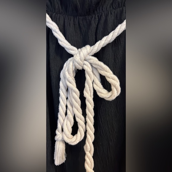 Derek Heart Strapless Top ✨ (free with purchase) - Picture 4 of 6